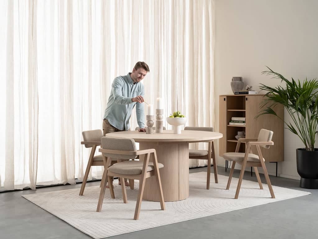Linea spisebord rundt Ø 138 cm  - bilde 2 av 3